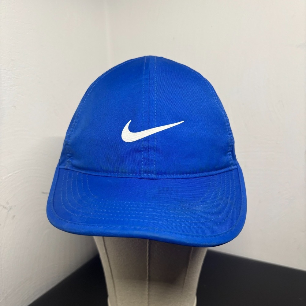 Nike Dri-Fit Featherlight Cap Blue Hat Adjustable OSFM Running Athletic‎ Swoosh